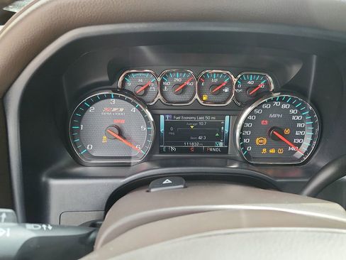 Used 2018 Chevrolet Silverado 1500 LTZ Z71 w/ LTZ Plus Package AWD/4WD image 22