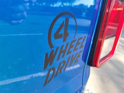 Used 2021 Jeep Gladiator Sport image 28