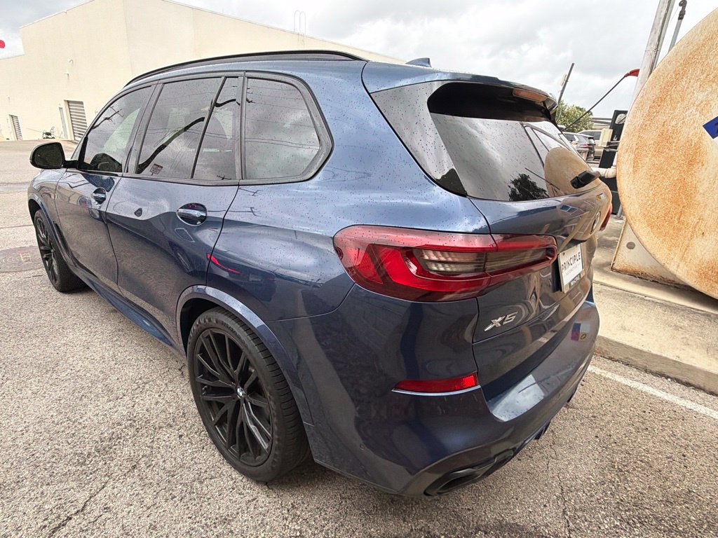 Certified 2023 BMW X5 sDrive40i w/ M Sport Package RWD image 3