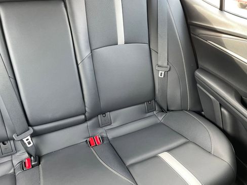 Used 2025 Toyota Camry SE image 37