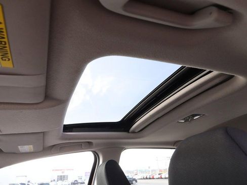 Used 2016 Honda Fit EX image 8