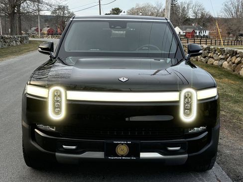 Used 2022 Rivian R1S Launch Edition image 17