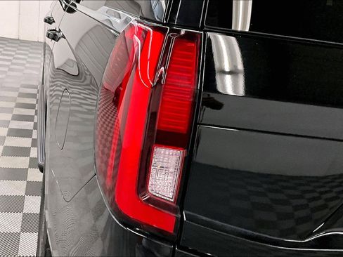 Used 2025 Ford Expedition Max Active AWD/4WD image 37