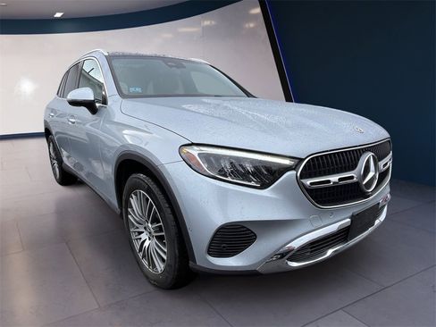 Certified 2025 Mercedes-Benz GLC 300 4MATIC image 7