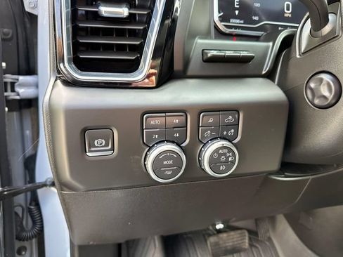 Used 2025 GMC Sierra 1500 Denali AWD/4WD image 11