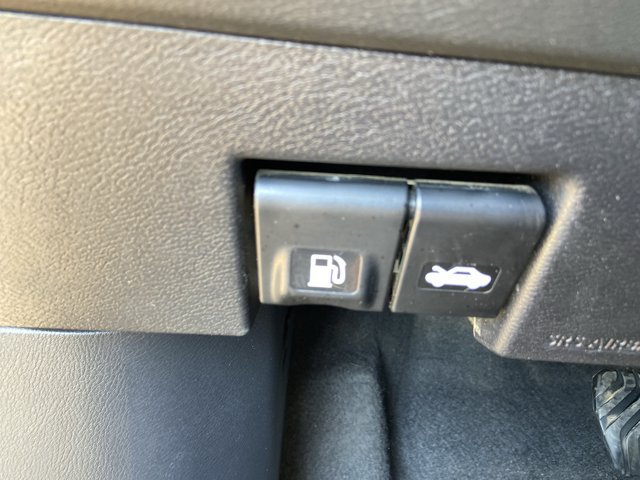 Used 2025 Nissan Versa S w/ Trunk Package FWD image 49