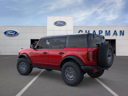 New 2025 Ford Bronco Badlands image 4