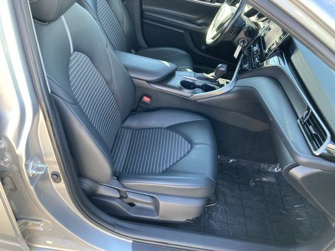 Used 2023 Toyota Camry SE image 32