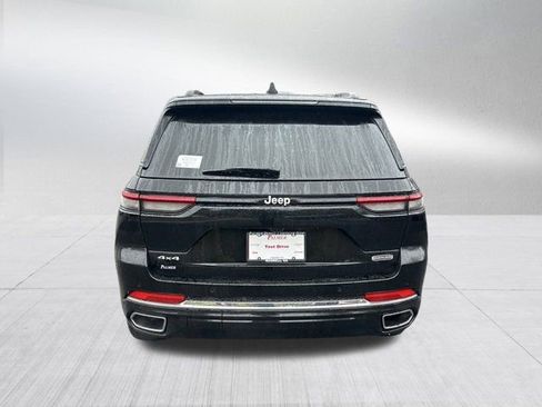 New 2025 Jeep Grand Cherokee Overland image 6