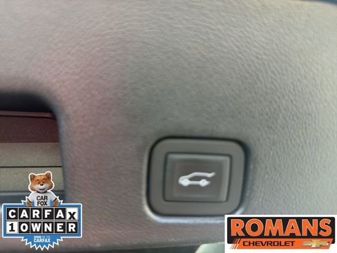 Used 2024 Chevrolet Traverse LT FWD image 25