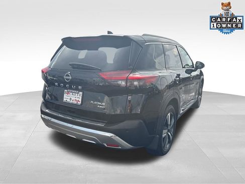 Used 2022 Nissan Rogue Platinum w/ Head-Up Display Package AWD/4WD image 3