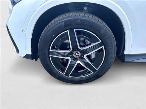 New 2026 Mercedes-Benz GLC 300 4MATIC image 11