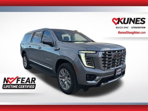Used 2025 GMC Yukon XL Denali image 1