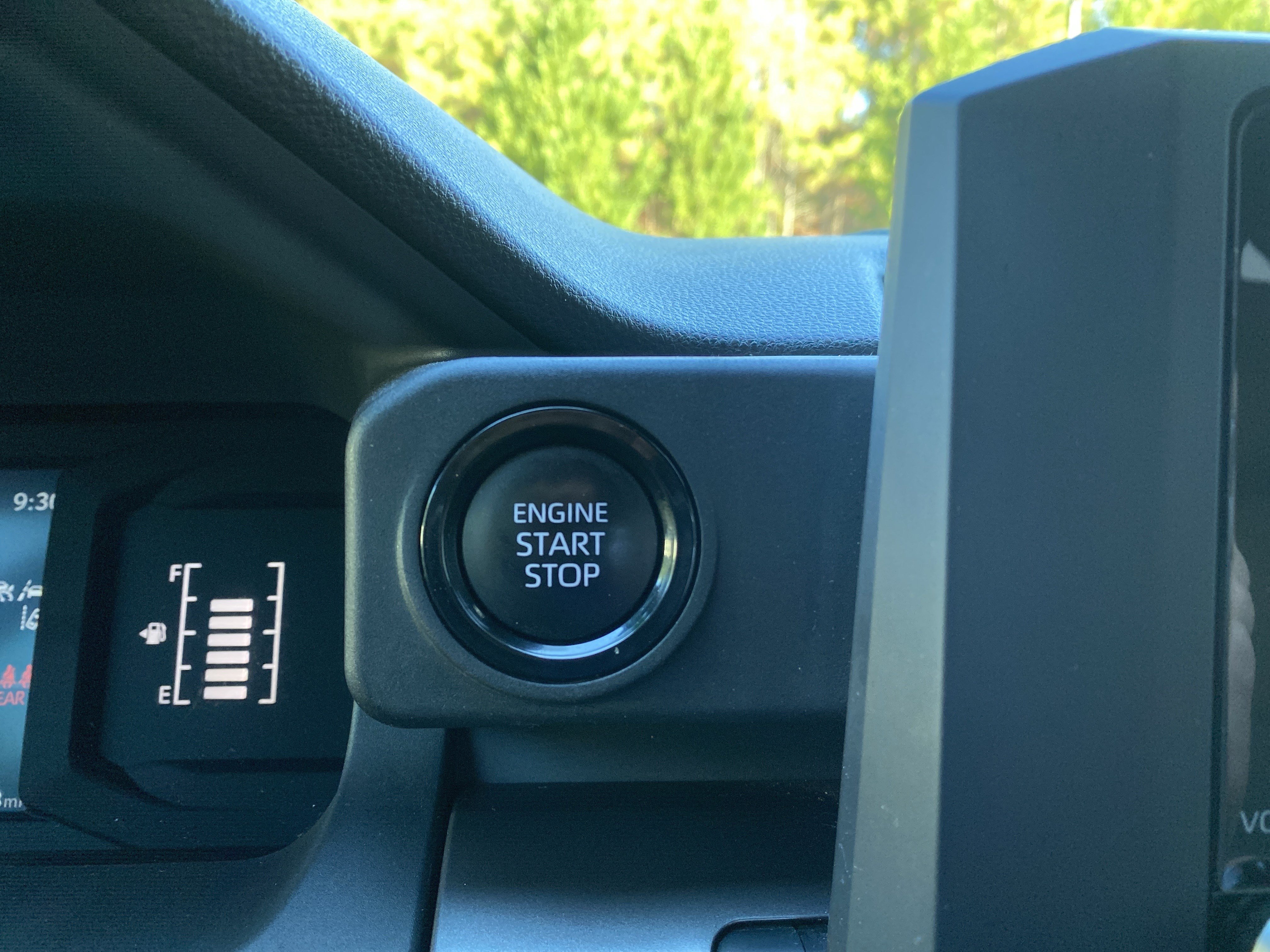 Used 2024 Toyota Tacoma SR5 w/ SR5 Upgrade Package AWD/4WD image 25