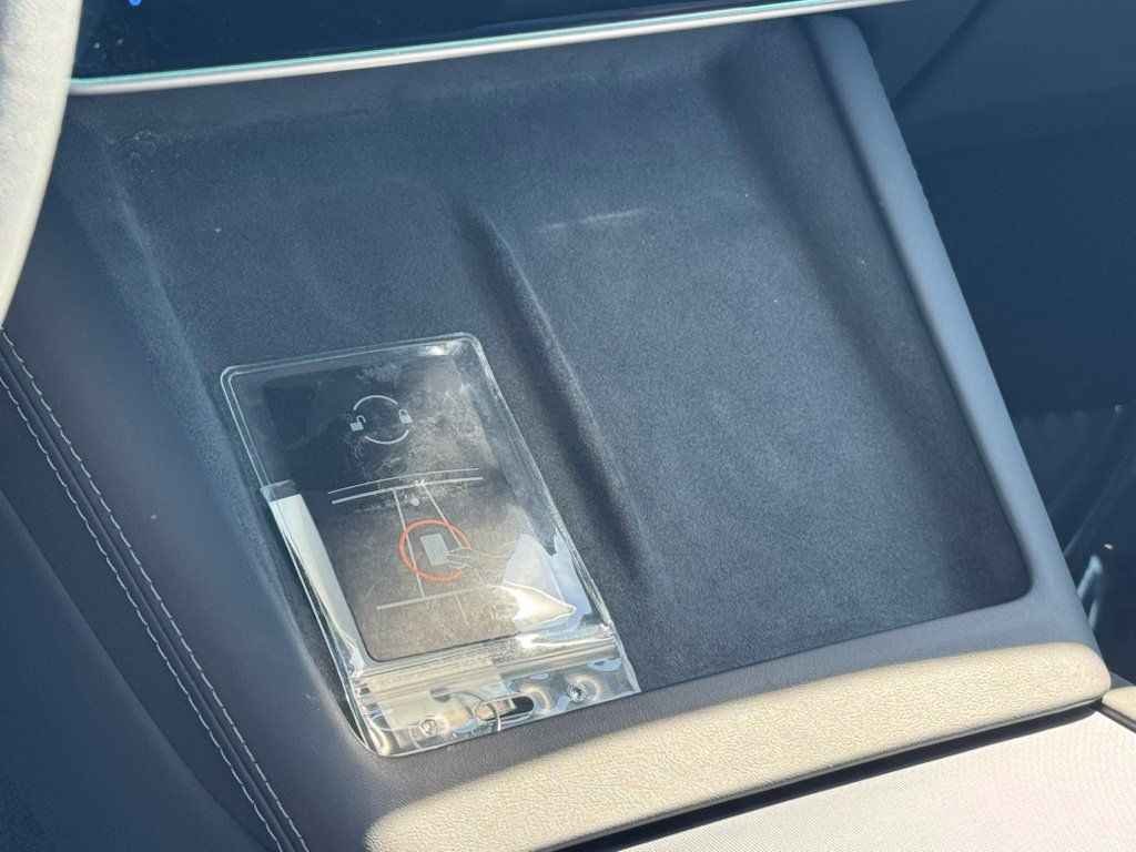 Used 2025 Tesla Model 3 RWD image 13