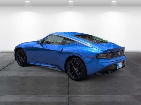 Used 2025 Nissan Z Performance w/ Floor Mat Package RWD image 3