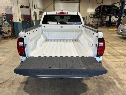 Used 2024 GMC Canyon Elevation w/ Trailering Package RWD image 13