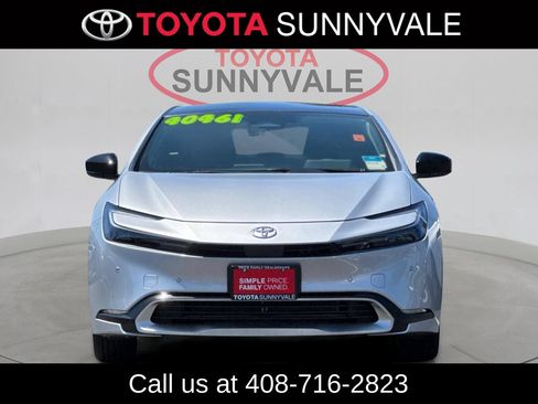 Used 2026 Toyota Prius Plug-In Hybrid FWD image 11
