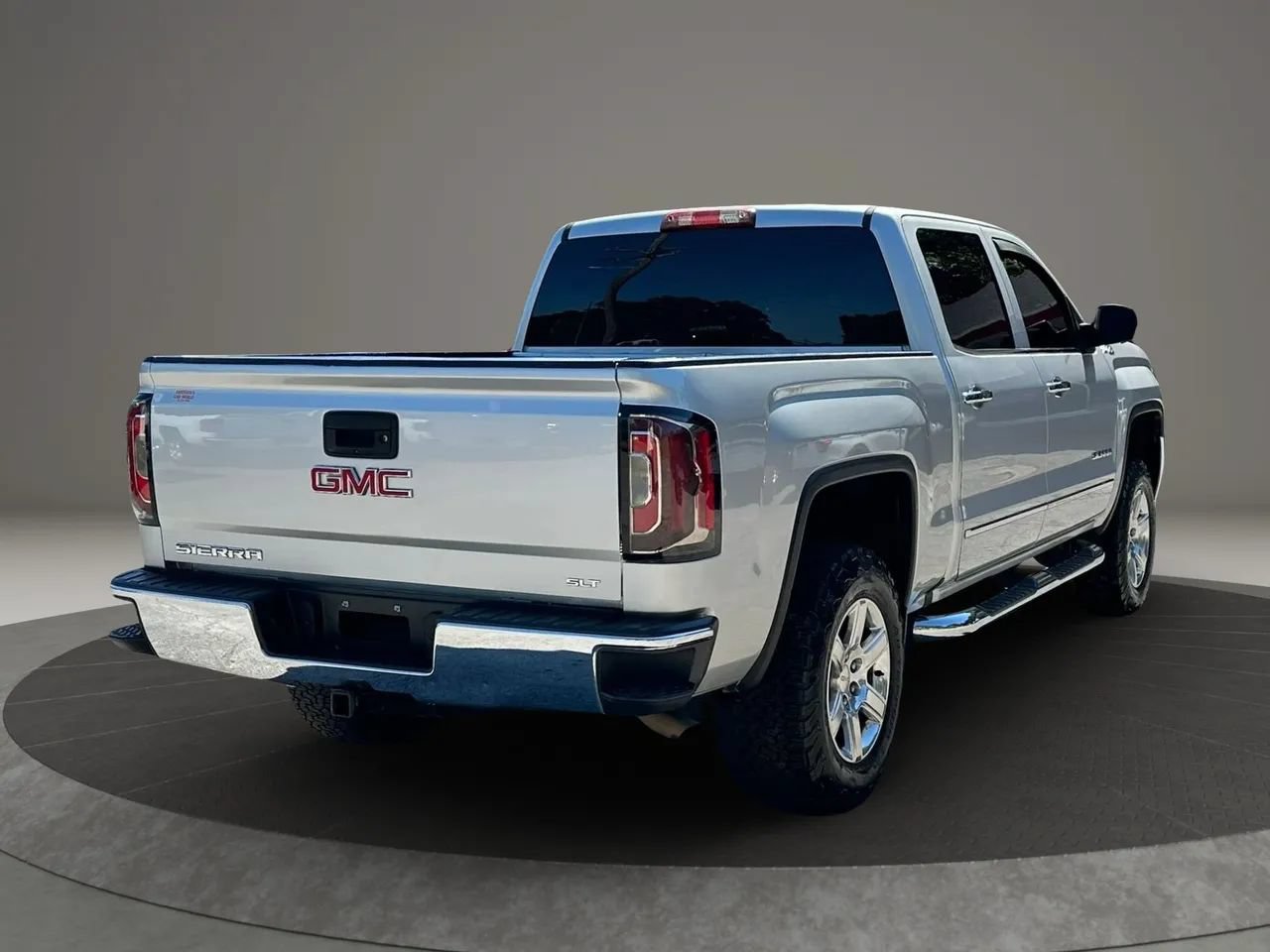 Used 2016 GMC Sierra 1500 SLT w/ Suspension Package, Off-Road AWD/4WD image 3