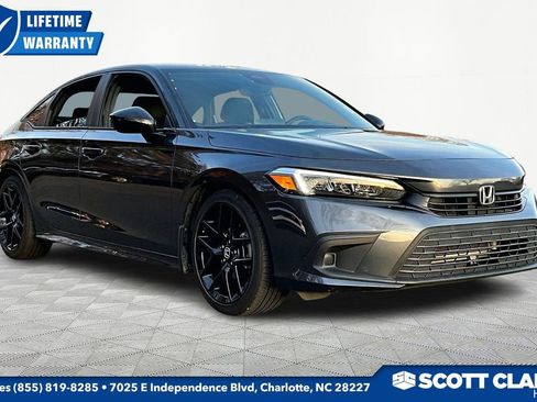 Used 2024 Honda Civic Sport image 1