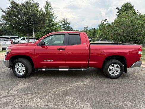 Used 2018 Toyota Tundra SR5 w/ SR5 Upgrade Package AWD/4WD image 3