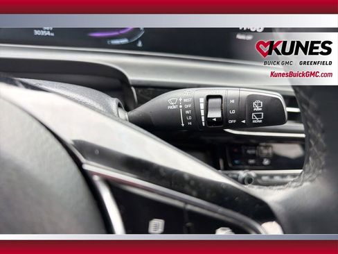 Used 2025 Kia Seltos S image 23