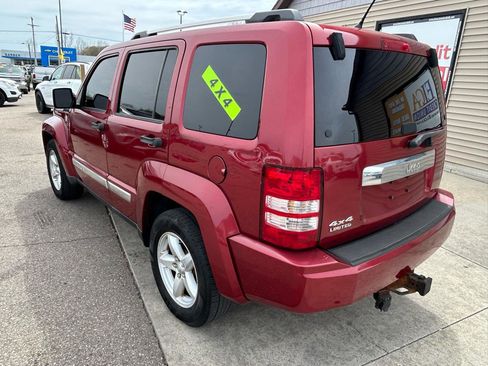 Used 2012 Jeep Liberty Limited AWD/4WD image 7