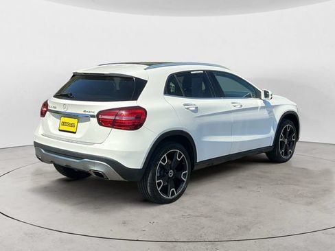 Used 2019 Mercedes-Benz GLA 250 4MATIC image 5