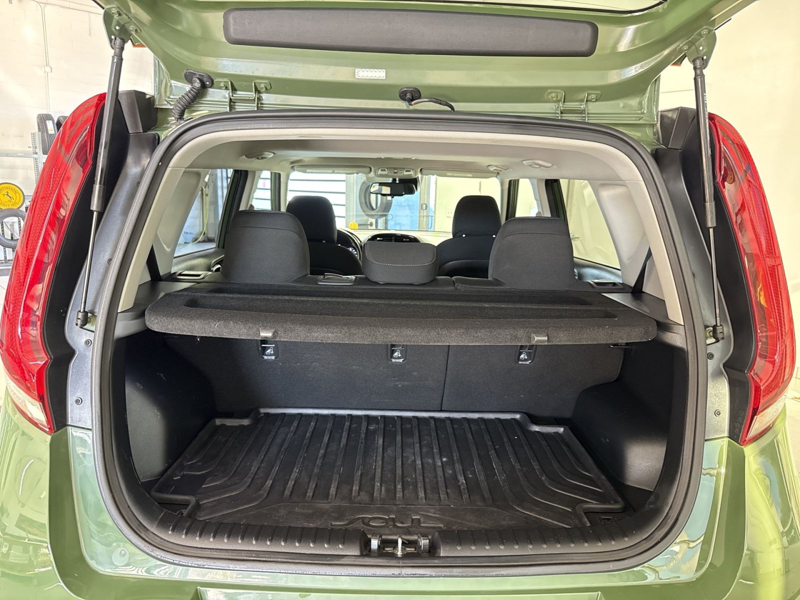 Used 2021 Kia Soul EX FWD image 14