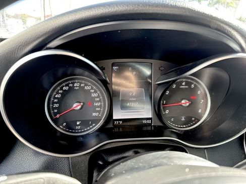 Used 2019 Mercedes-Benz GLC 300 image 50