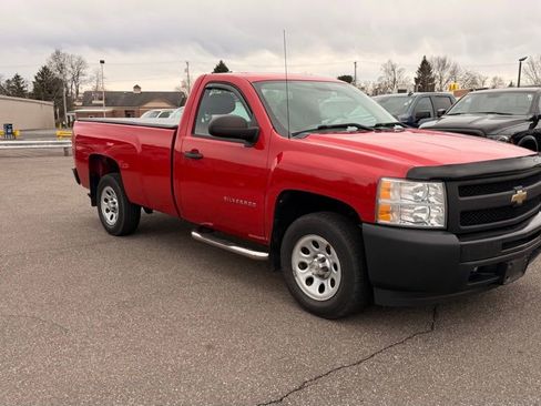 Used 2011 Chevrolet Silverado 1500 W/T image 2