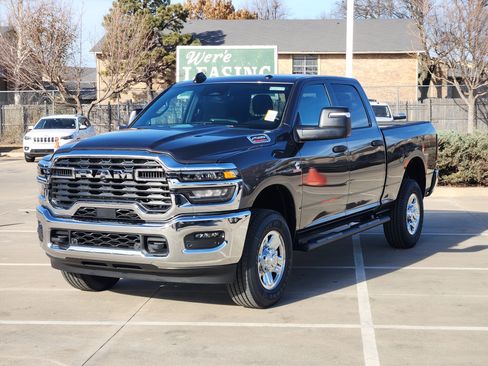 New 2026 RAM 2500 Tradesman AWD/4WD image 2