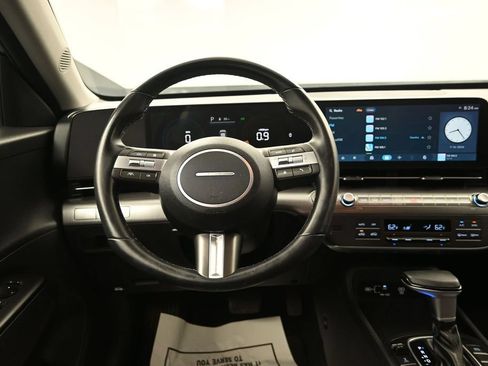 Used 2024 Hyundai Kona SEL AWD/4WD image 32