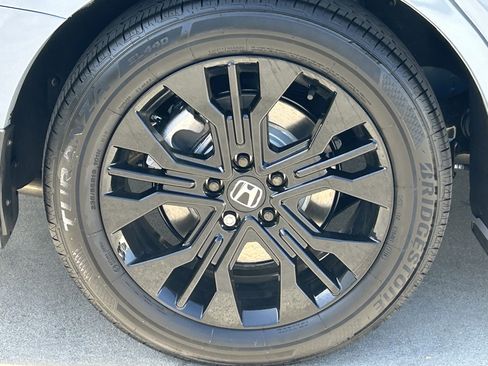 Used 2026 Honda Odyssey Sport-L image 7