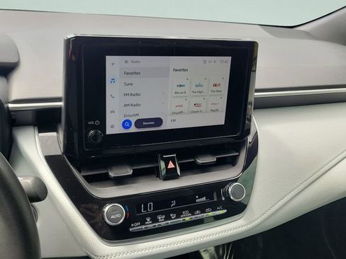Used 2024 Toyota Corolla SE FWD image 14