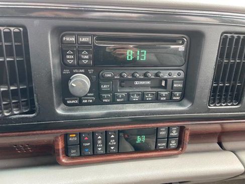 Used 1998 Buick Le Sabre Limited w/ Gran Touring Pkg image 35