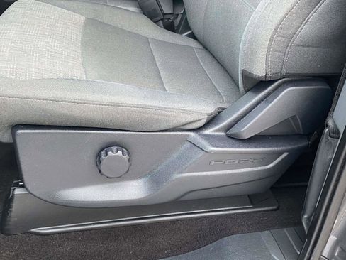 Used 2022 Ford F150 XLT image 12