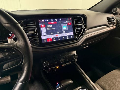 Used 2025 Dodge Durango GT AWD/4WD image 80