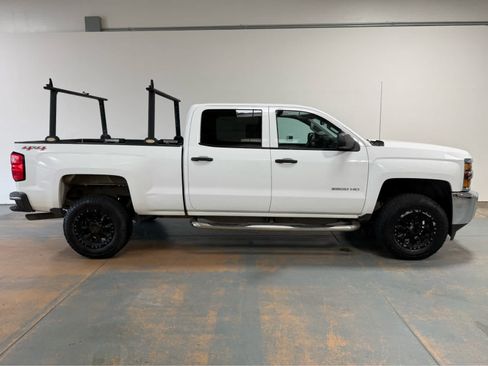 Used 2015 Chevrolet Silverado 2500 W/T w/ WT Convenience Package AWD/4WD image 6