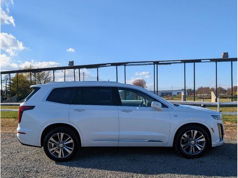 Used 2020 Cadillac XT6 Premium Luxury w/ Platinum Package image 7