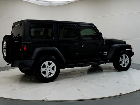 Used 2019 Jeep Wrangler Unlimited Sport S image 8