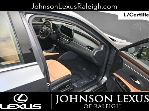 Certified 2024 Lexus ES 350 w/ Premium Package FWD image 10
