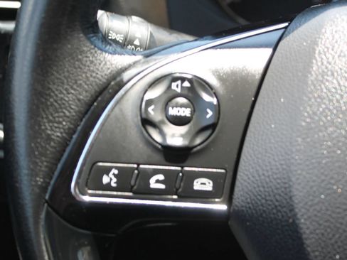 Used 2017 Mitsubishi Outlander SEL FWD image 29