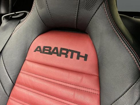 Used 2020 FIAT 124 Spider Abarth w/ Convenience Group image 12