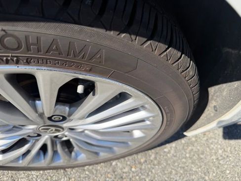 Used 2020 Toyota Avalon Limited w/ Advanced Safety Package FWD image 14