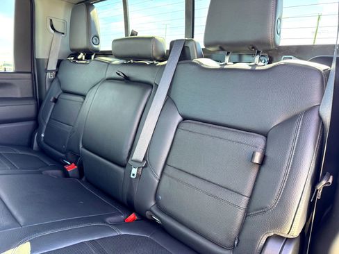 Used 2021 GMC Sierra 2500 Denali w/ Denali Ultimate Package image 18