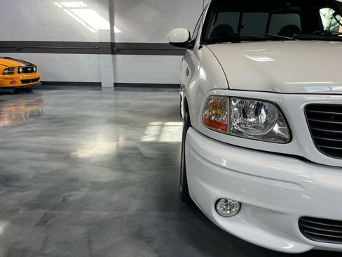 Used 2003 Ford F150 Lightning image 6