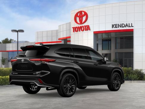 New 2026 Toyota Highlander XSE image 10