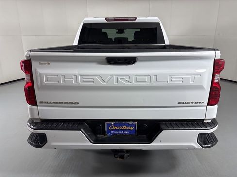 Used 2023 Chevrolet Silverado 1500 Custom RWD image 7