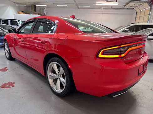 Used 2016 Dodge Charger R/T image 5